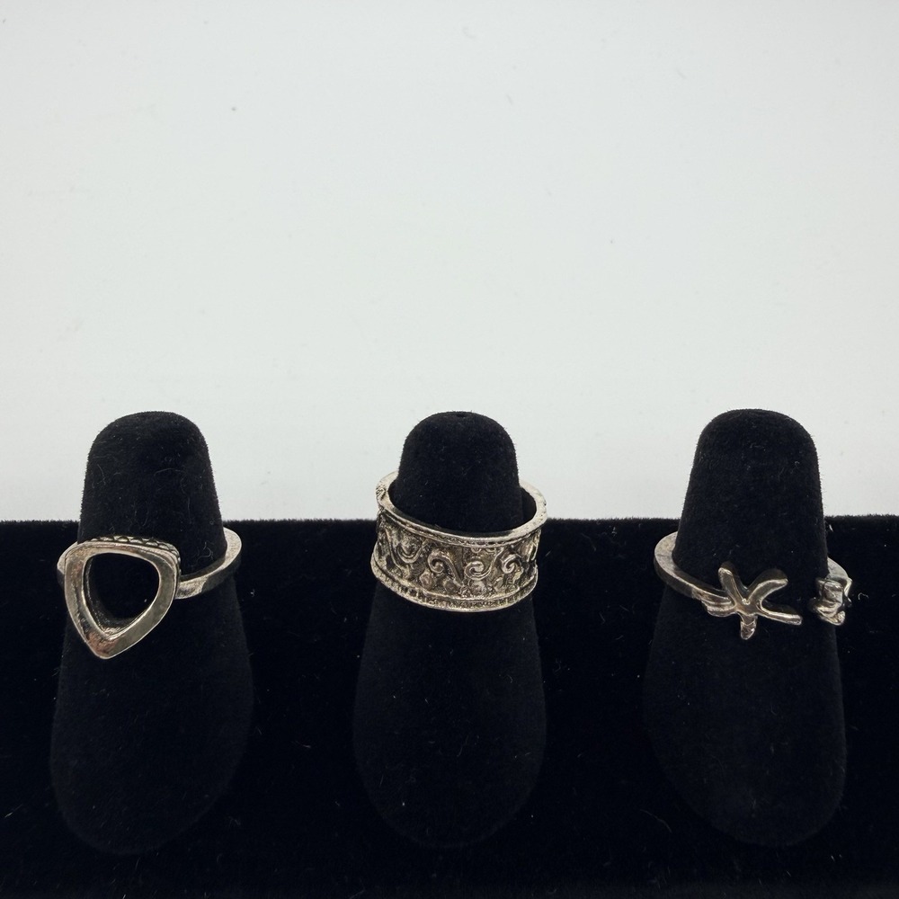 Vintage Silver Rings Size 4 & 4 1/2 Costume‎ Jewelry